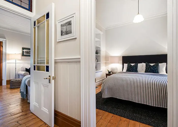 Marigold Cottage Charming 1870S Central Daylesford Cottage
