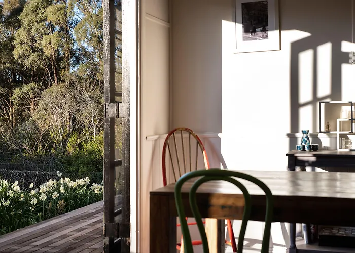 Table Hill Cottage - Dog Friendly Retreat